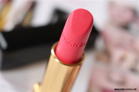 chanel rouge allure velvet 42 l eclatante review|Chanel Rouge Allure velvet vie.